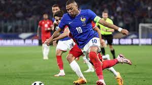 美媒：哈克斯目前是年度最佳第六人热门人选